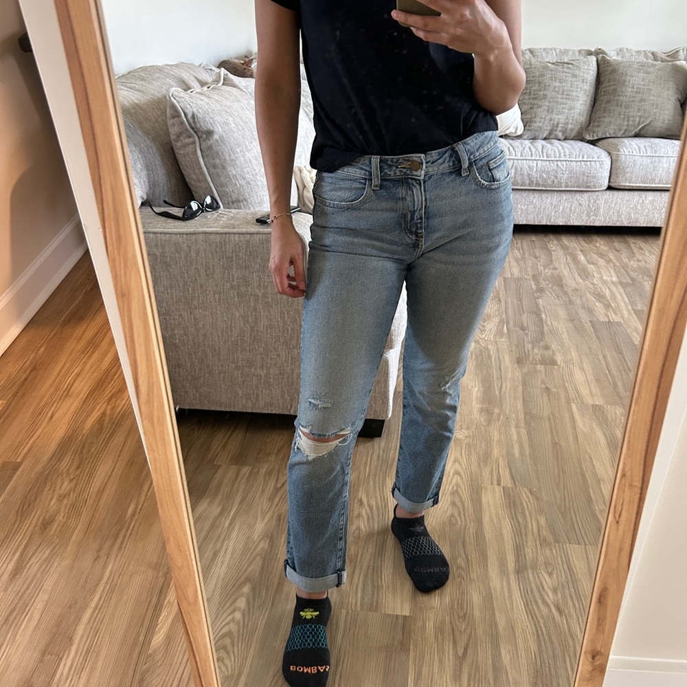 Zara Boyfriend Denim Jeans | Straight Women’s Jeans Distressed Medium Wash SZ 4